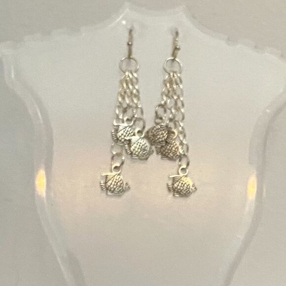 NEW TINY FISH earrings - Picture 1 of 5